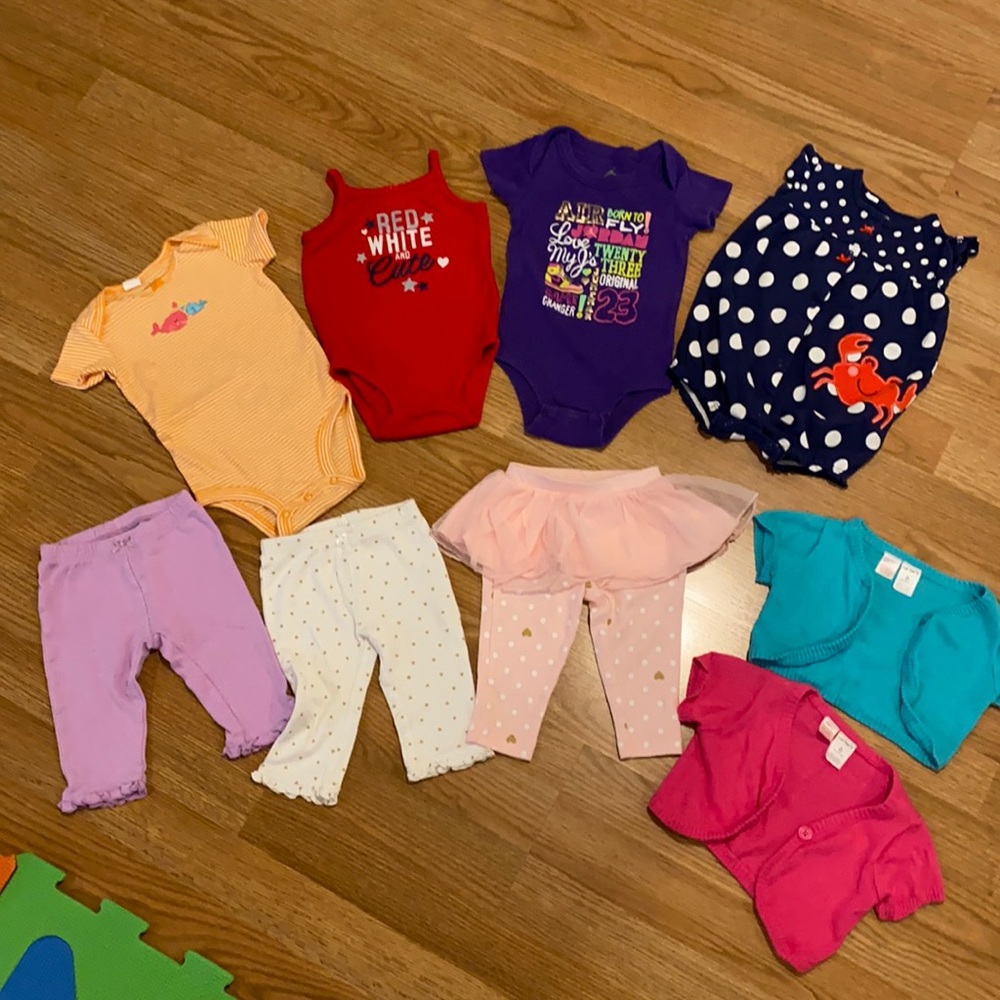 Baby girl 6M 9 pieces clothes bundle